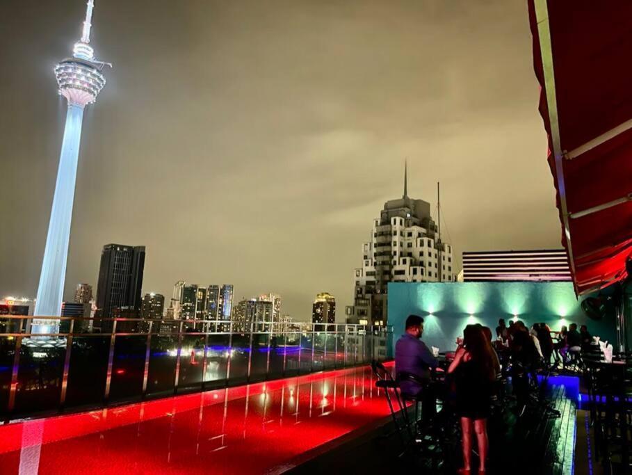 #211 M101 Dang Wangi Klcc View Pool By Livin Lägenhet Kuala Lumpur Exteriör bild